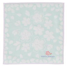 画像をギャラリービューアに読み込む, 【NEW】タオルハンカチ サクラ柄 ワンポイント刺繍　グリーン
