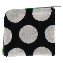 画像をギャラリービューアに読み込む, ファスナー付きタオル スクエア ラージドット ふわふわキャット　ブラック

