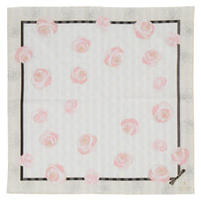 画像をギャラリービューアに読み込む, 【NEW】婦人プリントハンカチ ローズ＆リボン　ベージュ
