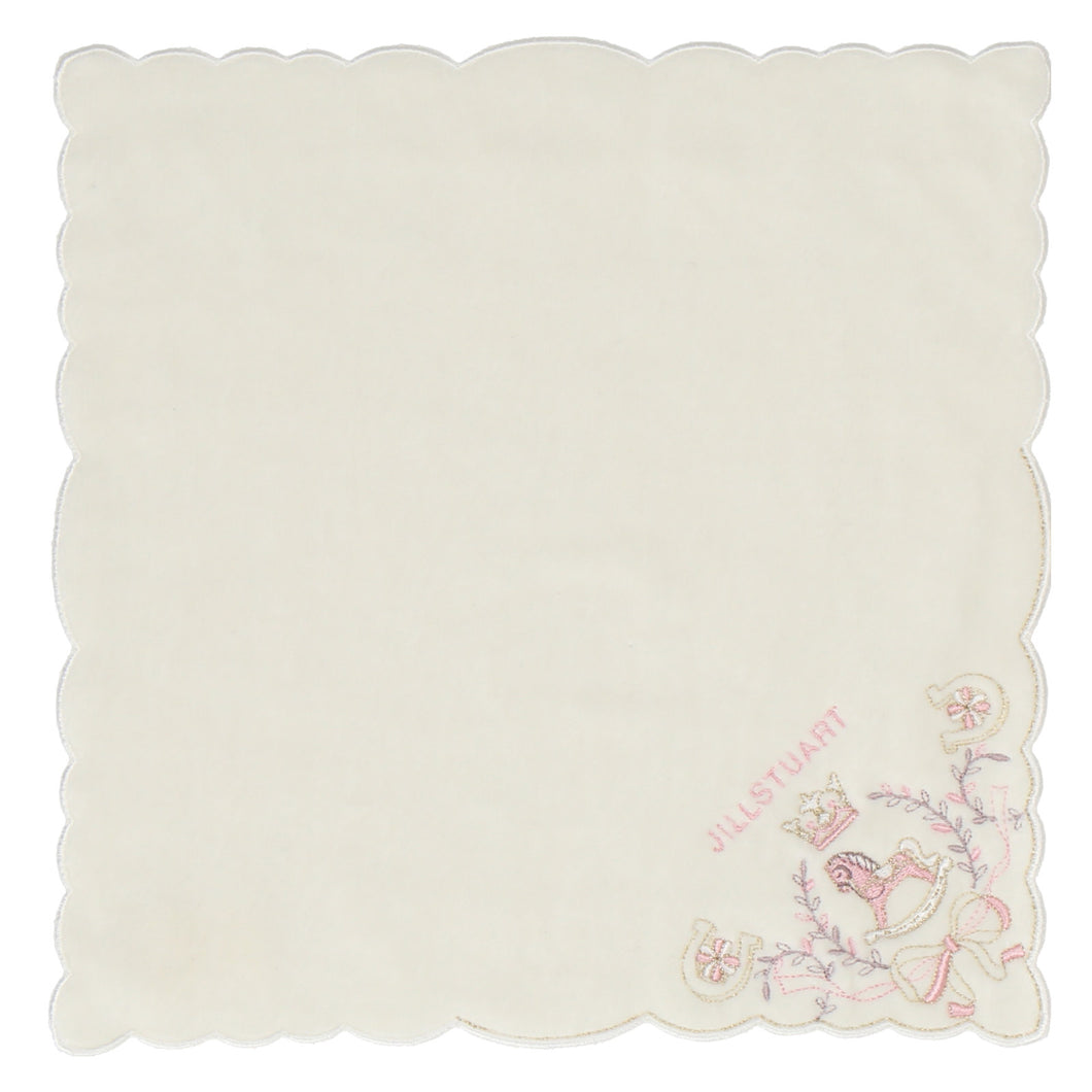 【NEW】タオルハンカチ 木馬＆ラッキーチャーム #092c　クリーム