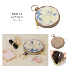 画像をギャラリービューアに読み込む, 【NEW】 丸型ポーチ #187c Gabriela (ガブリエラ) 　グレージュ

