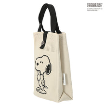 画像をギャラリービューアに読み込む, 【NEW】ニットショルダーバッグ スヌーピー　アイボリー
