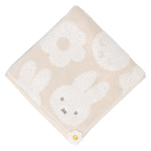 画像をギャラリービューアに読み込む, 【NEW】タオルハンカチ  ミッフィーとお花　アイボリー
