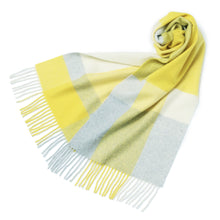 画像をギャラリービューアに読み込む, 【NEW】カシミヤ100％チェックマフラー　ブロックチェックイエロー
