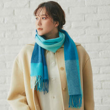画像をギャラリービューアに読み込む, 洗えるカシミヤ チェックマフラー　ターコイズ
