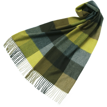 画像をギャラリービューアに読み込む, 【NEW】洗えるカシミヤ ブロックチェックマフラー　グリーン
