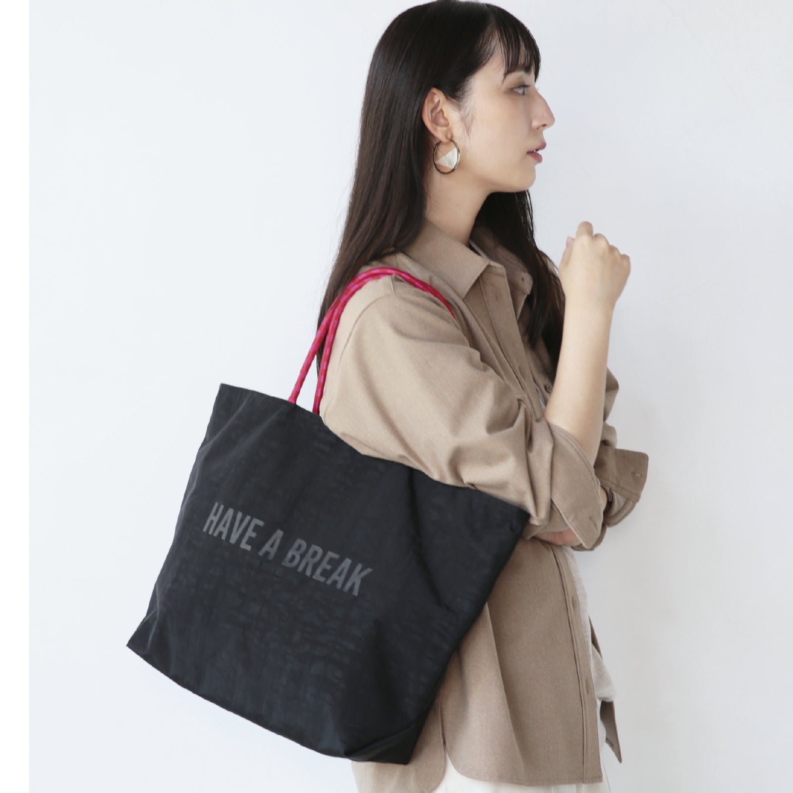 エアメッシュリバーシブルトートM 　ブラック