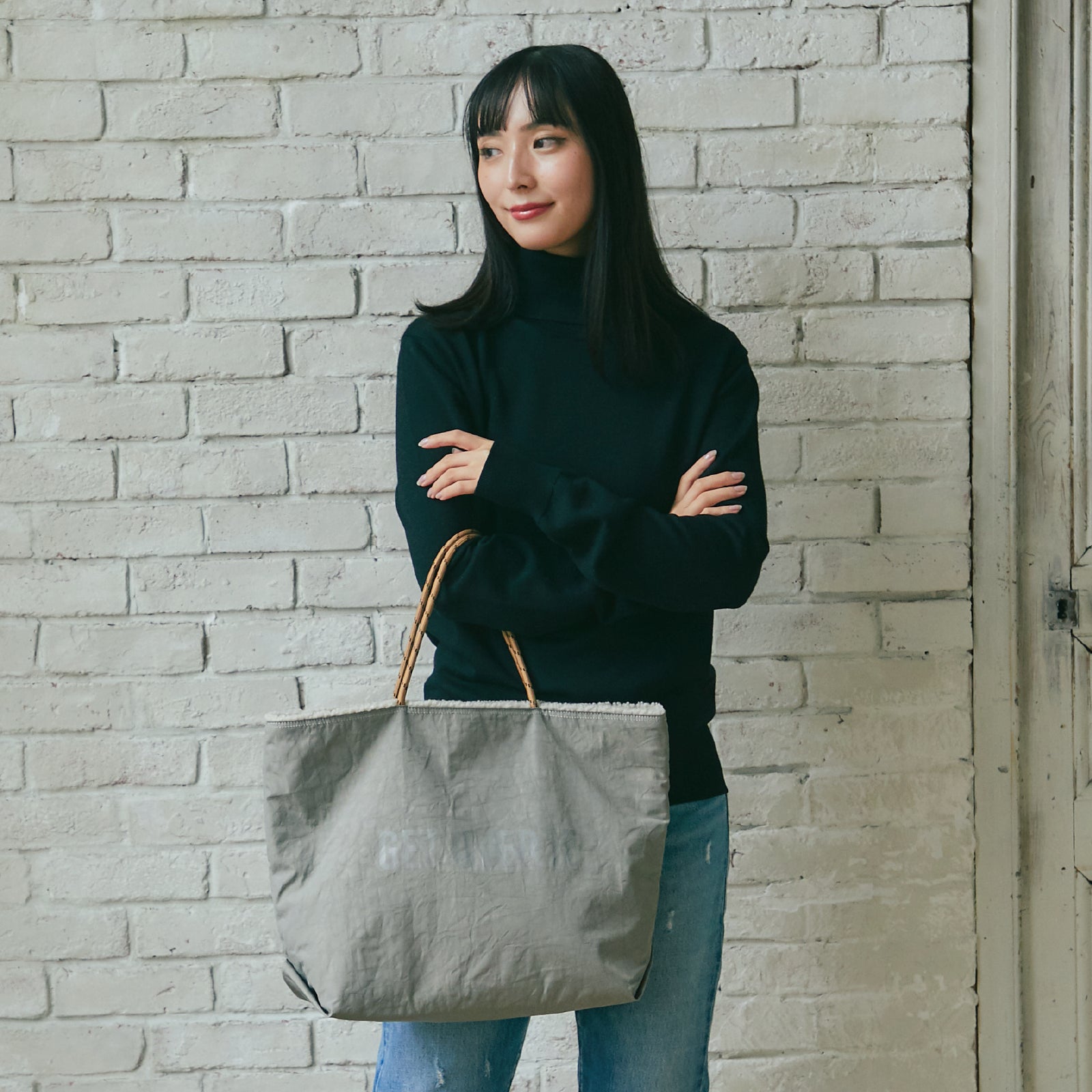ボアリバーシブルトート Ｍ #912a　グレージュ