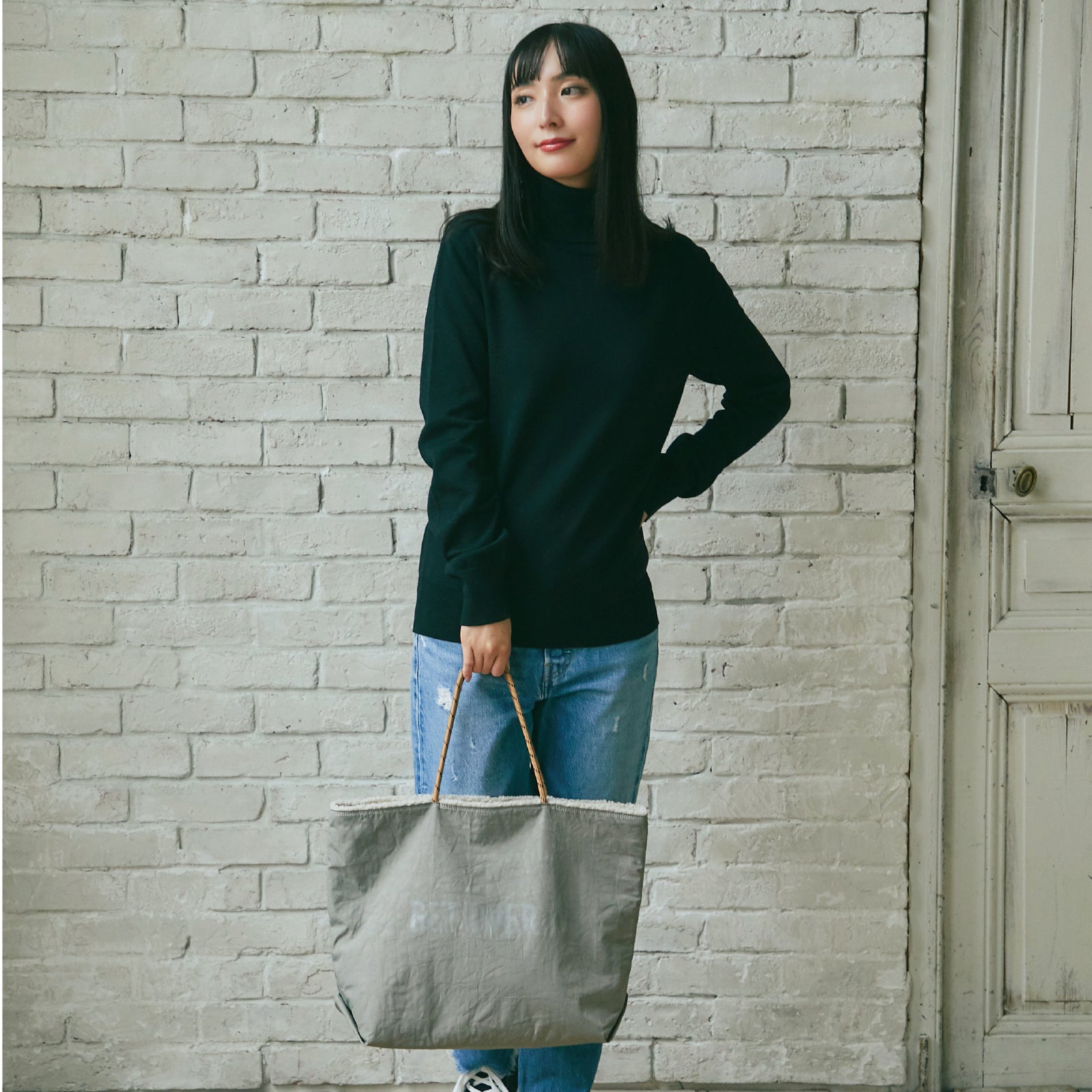 ボアリバーシブルトート Ｍ #912a　グレージュ