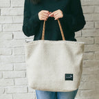 ボアリバーシブルトート Ｍ #912a　グレージュ