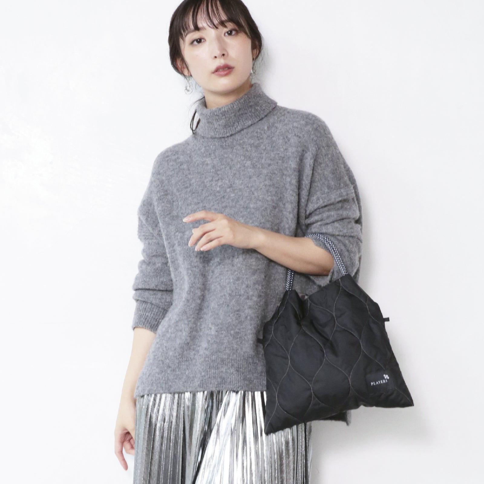 タフタサコッシュトート 　ブラック