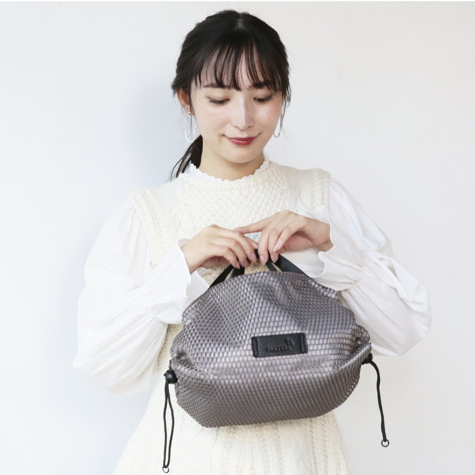 メッシュドロストショルダ－　Ｓ  　モカ